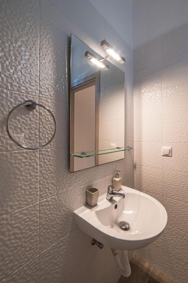 Effie'S Two Bedroom Apartment Nafplio Exterior photo
